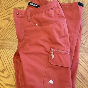 Burton snowpants/ski pants. Size small. Pink/orange in colour.